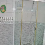 5 Bedroom Awesome In *
